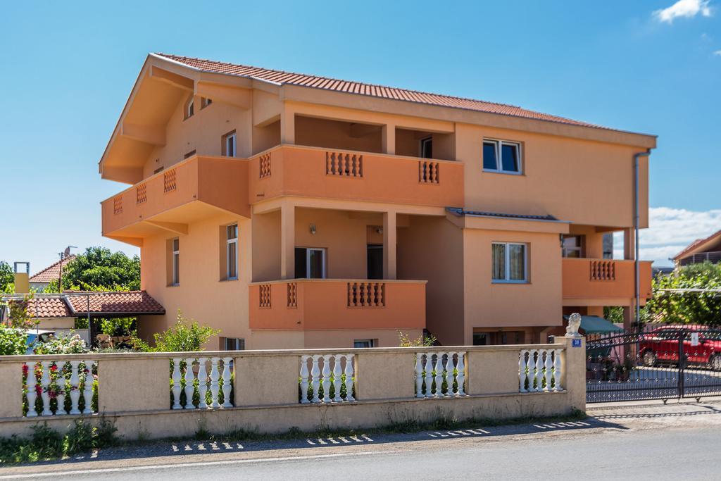 Apartments Angelina Sukošan Exterior foto